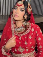 Asian-Bride-with-smiley